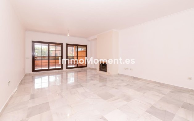 Resale - Apartment - Estepona - New Golden Mile