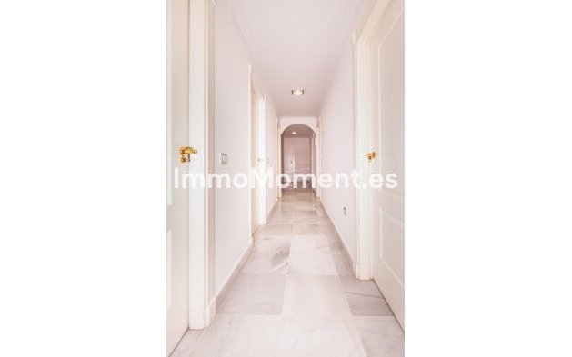 Resale - Apartment - Estepona - New Golden Mile