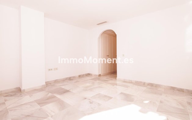 Resale - Apartment - Estepona - New Golden Mile