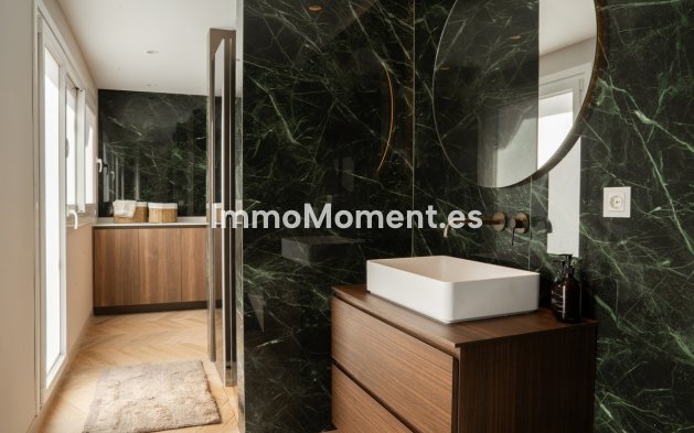 Wiederverkauf - Wohnung - Marbella - Nueva Andalucía