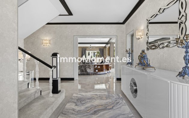 Bestaande woning - Villa - Estepona  - Estepona Centro