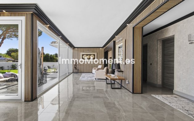 Bestaande woning - Villa - Estepona  - Estepona Centro