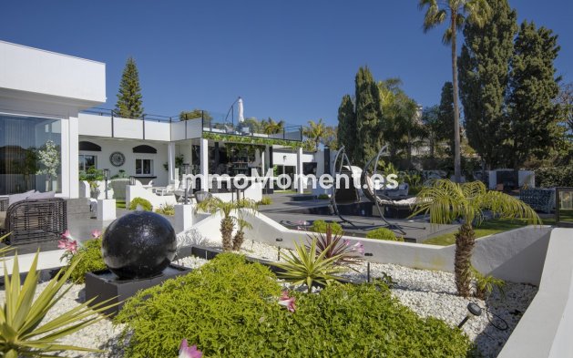 Bestaande woning - Villa - Estepona  - Estepona Centro