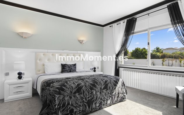 Bestaande woning - Villa - Estepona  - Estepona Centro