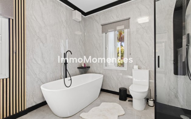 Bestaande woning - Villa - Estepona  - Estepona Centro