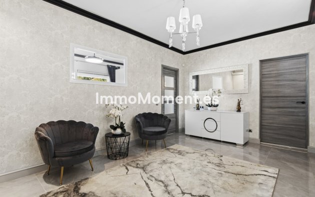 Bestaande woning - Villa - Estepona  - Estepona Centro