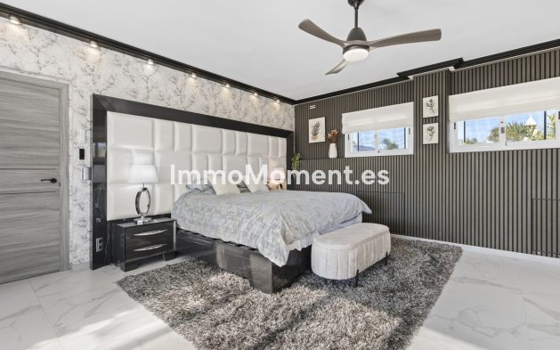 Bestaande woning - Villa - Estepona  - Estepona Centro