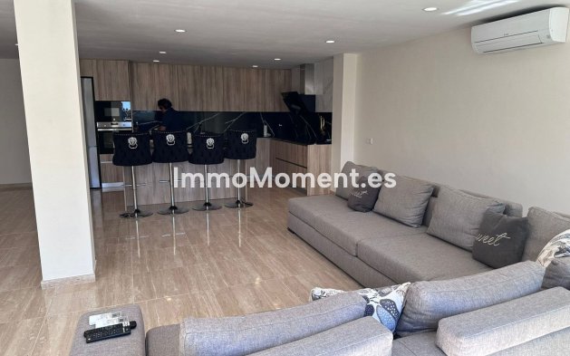 Reventa - Villa - Marbella - Nueva Andalucía