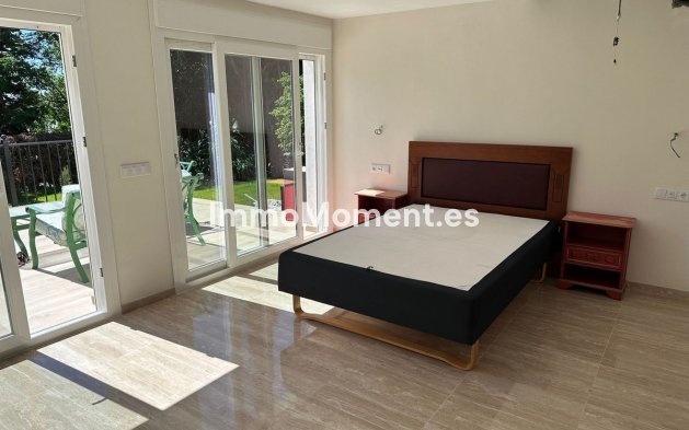 Reventa - Villa - Marbella - Nueva Andalucía