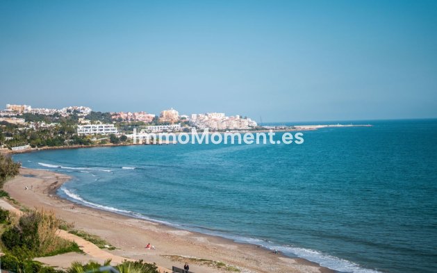 Revente - Appartement - Estepona  - Estepona Centro