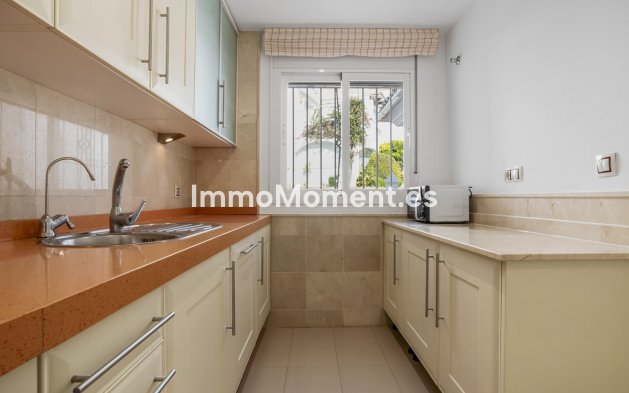 Wiederverkauf - Wohnung - Marbella - Nueva Andalucía