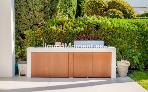 Wiederverkauf - Wohnung - Marbella - Nueva Andalucía