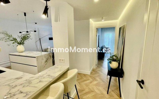 Revente - Appartement - Estepona  - Estepona Centro