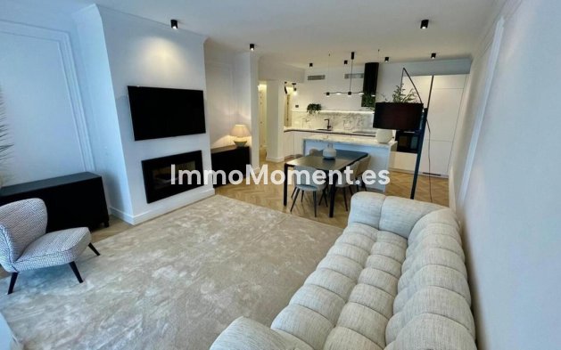 Revente - Appartement - Estepona  - Estepona Centro