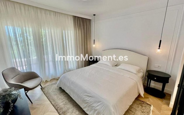 Revente - Appartement - Estepona  - Estepona Centro
