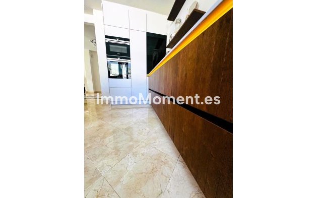 Resale - Villa - Marbella - Marbella Centro