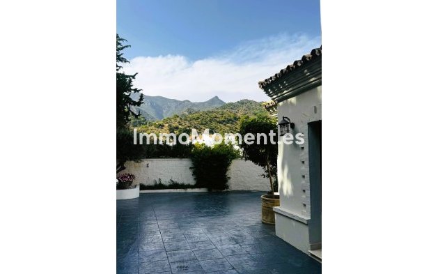 Resale - Villa - Marbella - Marbella Centro