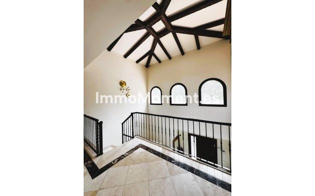 Resale - Villa - Marbella - Marbella Centro