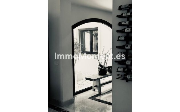 Resale - Villa - Marbella - Marbella Centro