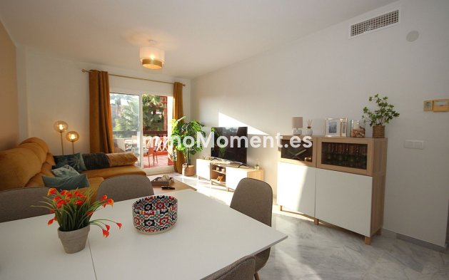 Resale - Apartment - Marbella - Reserva de Marbella