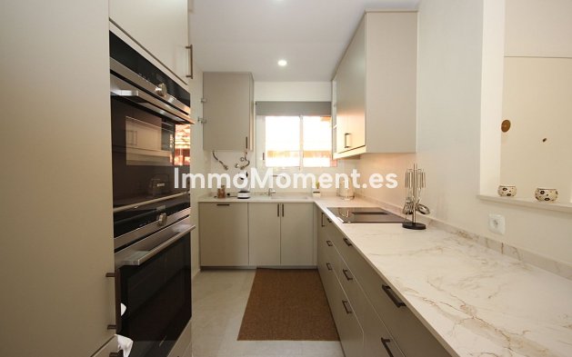 Resale - Apartment - Marbella - Reserva de Marbella