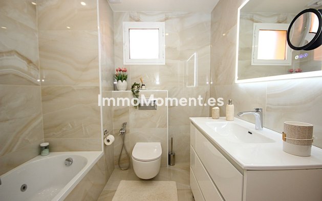 Resale - Apartment - Marbella - Reserva de Marbella