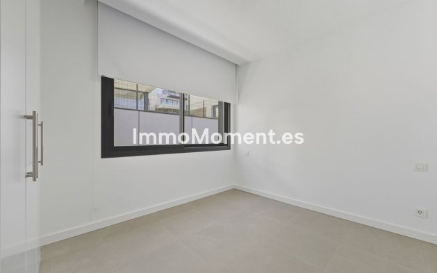 Resale - Villa - Estepona - Atalaya