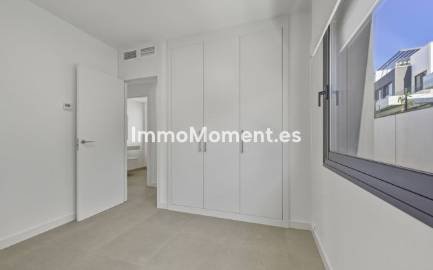 Resale - Villa - Estepona - Atalaya