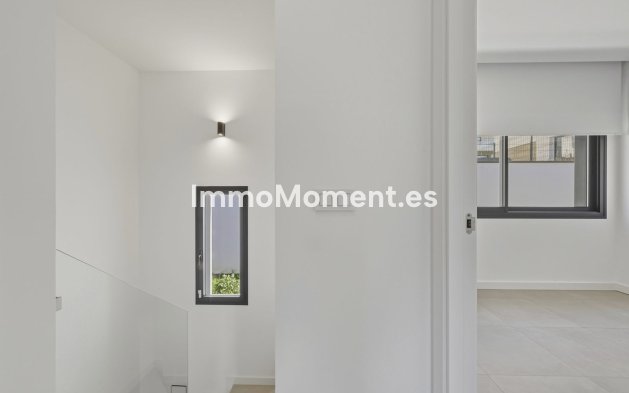 Resale - Villa - Estepona - Atalaya