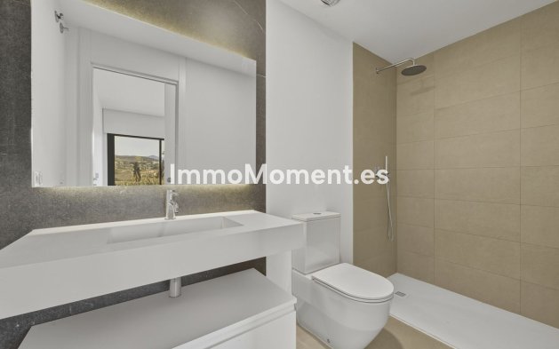 Resale - Villa - Estepona - Atalaya