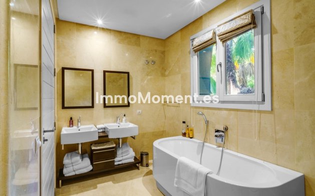 Reventa - Villa - Benahavís - El Madroñal