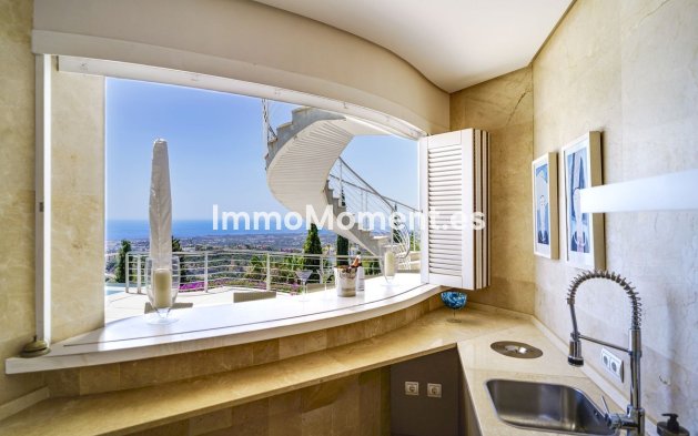 Reventa - Villa - Benahavís - El Madroñal