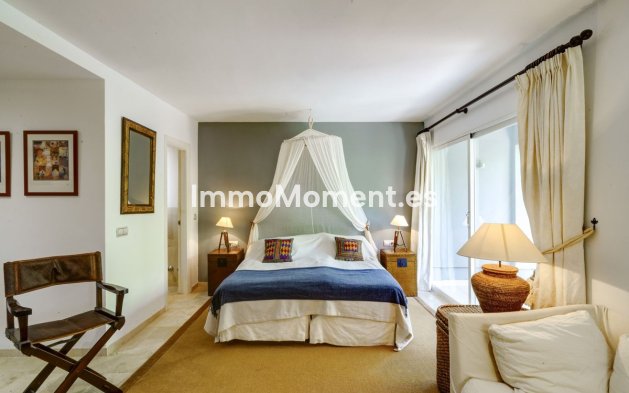 Reventa - Villa - Benahavís - El Madroñal