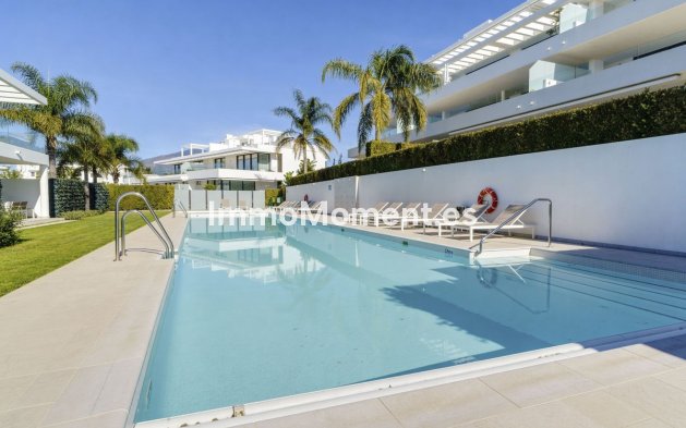 Wiederverkauf - Wohnung - Estepona  - New Golden Mile