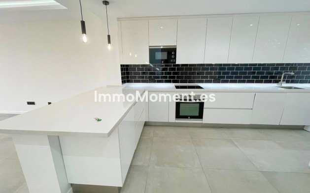 Resale - Townhouse - El Paraiso - New Golden Mile