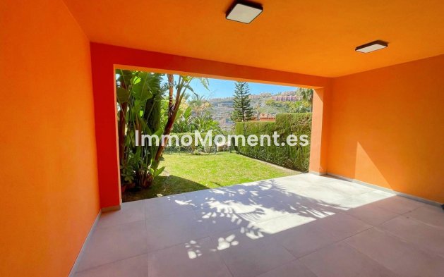 Resale - Townhouse - El Paraiso - New Golden Mile