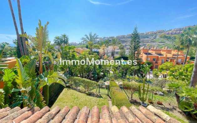 Resale - Townhouse - El Paraiso - New Golden Mile