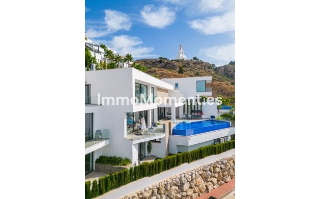 Resale - Villa - Benalmadena - Benalmadena Costa