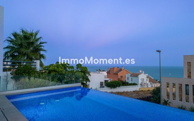 Resale - Villa - Benalmadena - Benalmadena Costa
