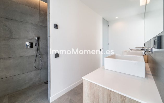 Resale - Villa - Benalmadena - Benalmadena Costa