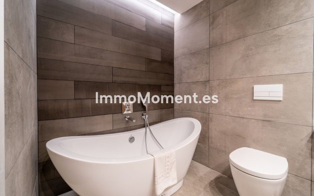 Resale - Villa - Benalmadena - Benalmadena Costa