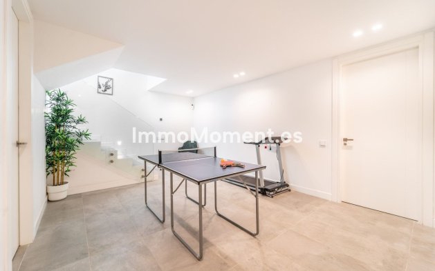 Resale - Villa - Benalmadena - Benalmadena Costa