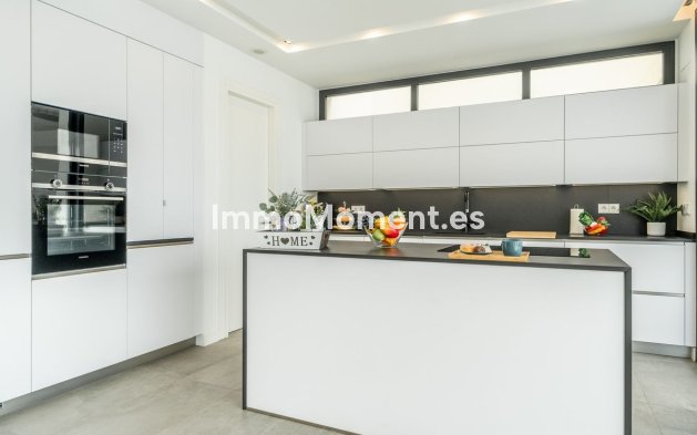 Resale - Villa - Benalmadena - Benalmadena Costa