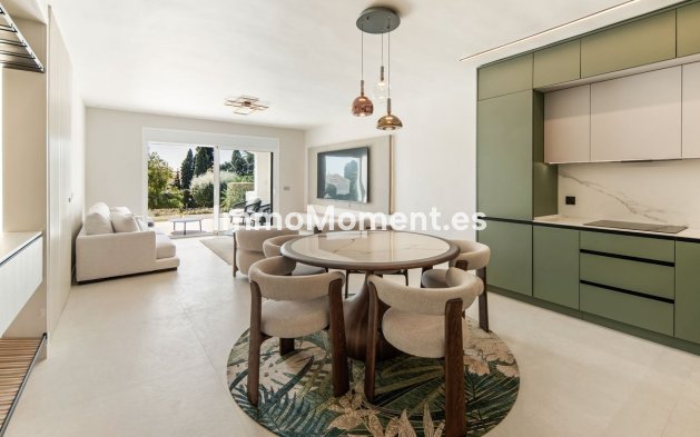 Revente - Appartement - Marbella - Nueva Andalucía