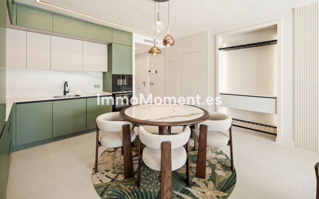 Revente - Appartement - Marbella - Nueva Andalucía