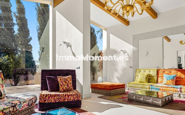 Resale - Villa - Marbella - Guadalmina Alta