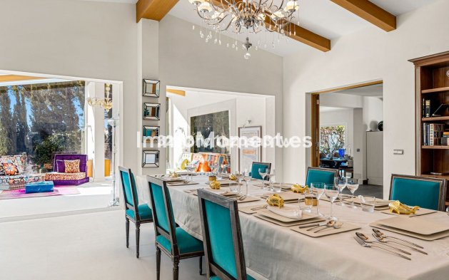Resale - Villa - Marbella - Guadalmina Alta