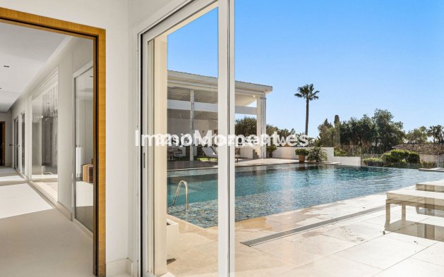 Resale - Villa - Marbella - Guadalmina Alta