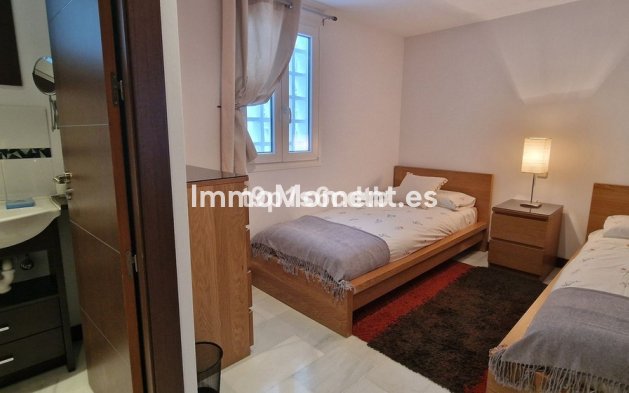 Wiederverkauf - Wohnung - Marbella - Puerto Banús