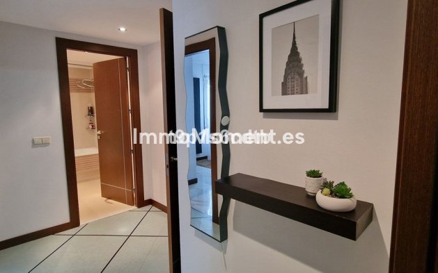 Wiederverkauf - Wohnung - Marbella - Puerto Banús